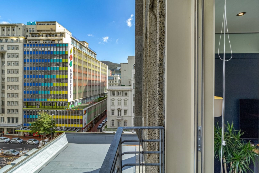 1 Bedroom Property for Sale in Cape Town City Centre Western Cape